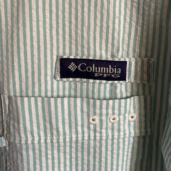 Columbia PFG Short-Sleeve Button Down, Blue Pinstripe - Size L - Picture 2 of 8